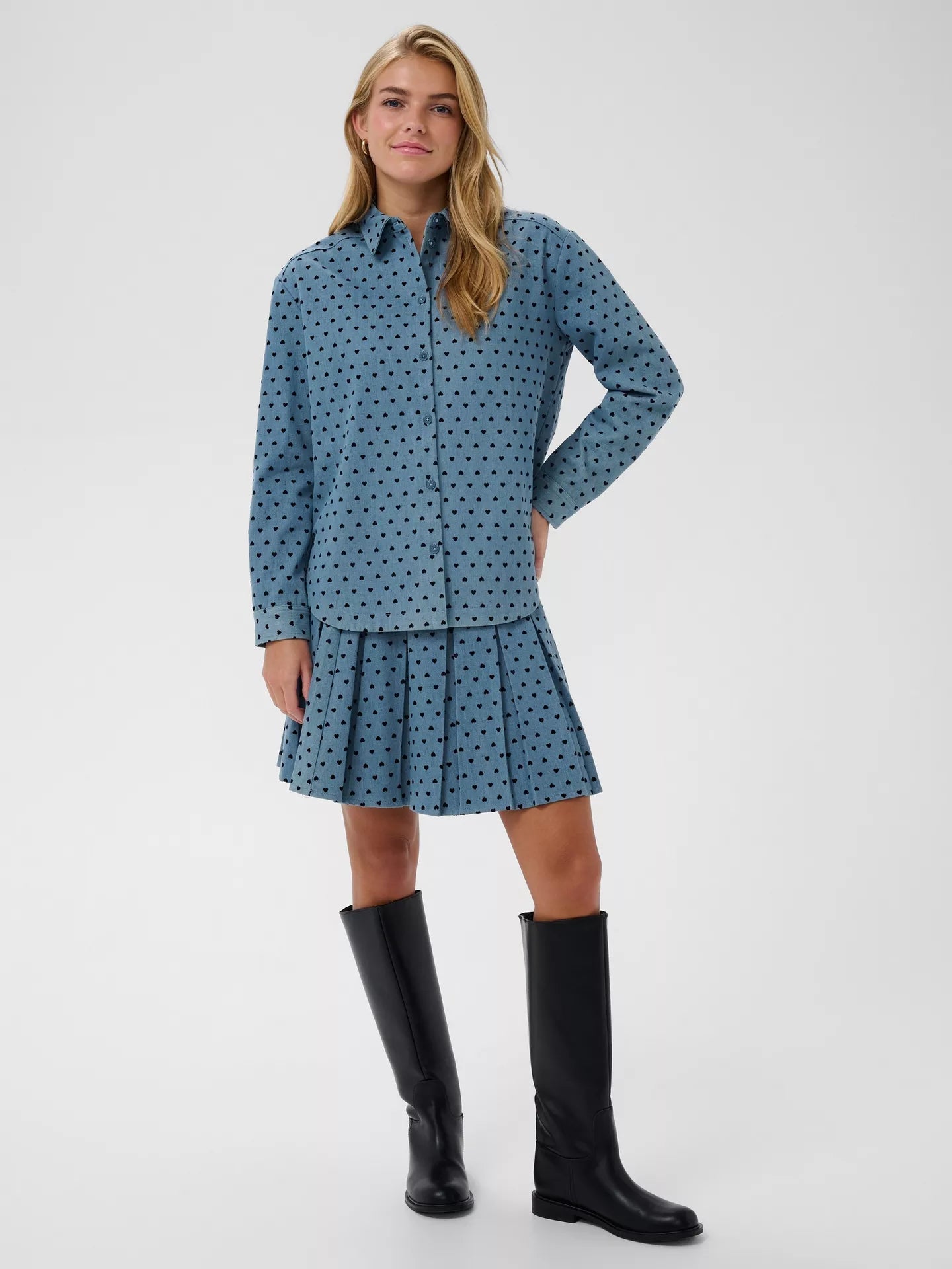St Tropez Pegina Shirt | Black Reversed Hearts