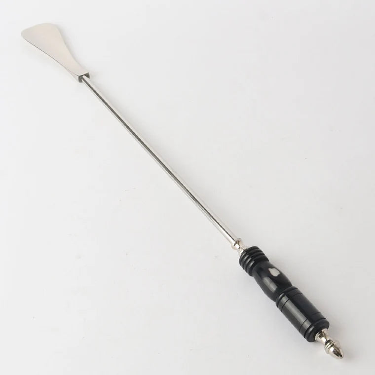 Le Forge Long Handled Shoe Horn | Black Handle