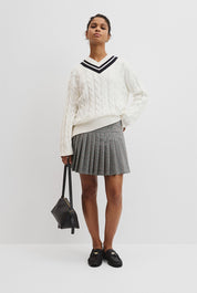 CR V-Neck Cable Knit | White
