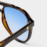 Le Specs Tragic Magic | Tokyo Tort