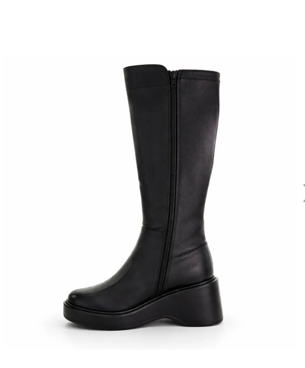 Tamara London Kluse Knee Length Boot | Black