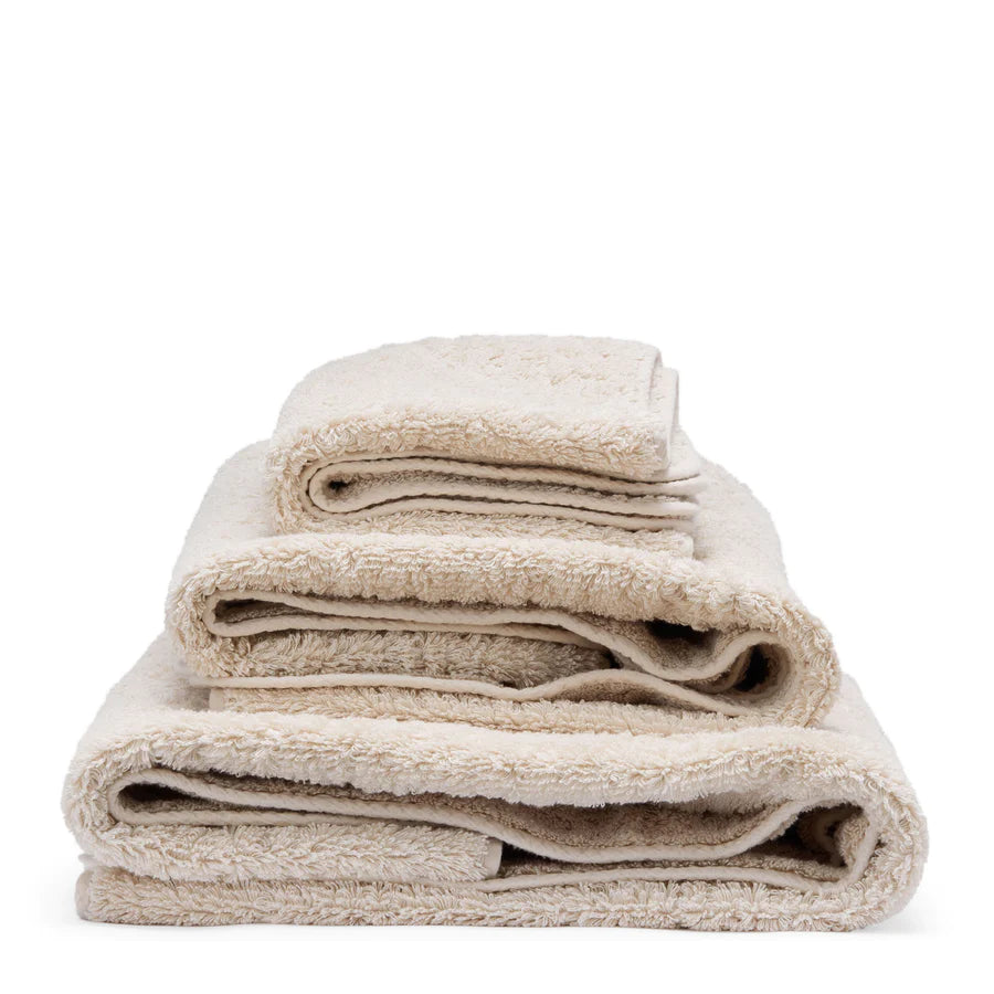 20210706GeorgeStreetLinen1392_900x_8c98ccac-5a8e-43dd-8d3d-dac7d4b1cbc2.webp