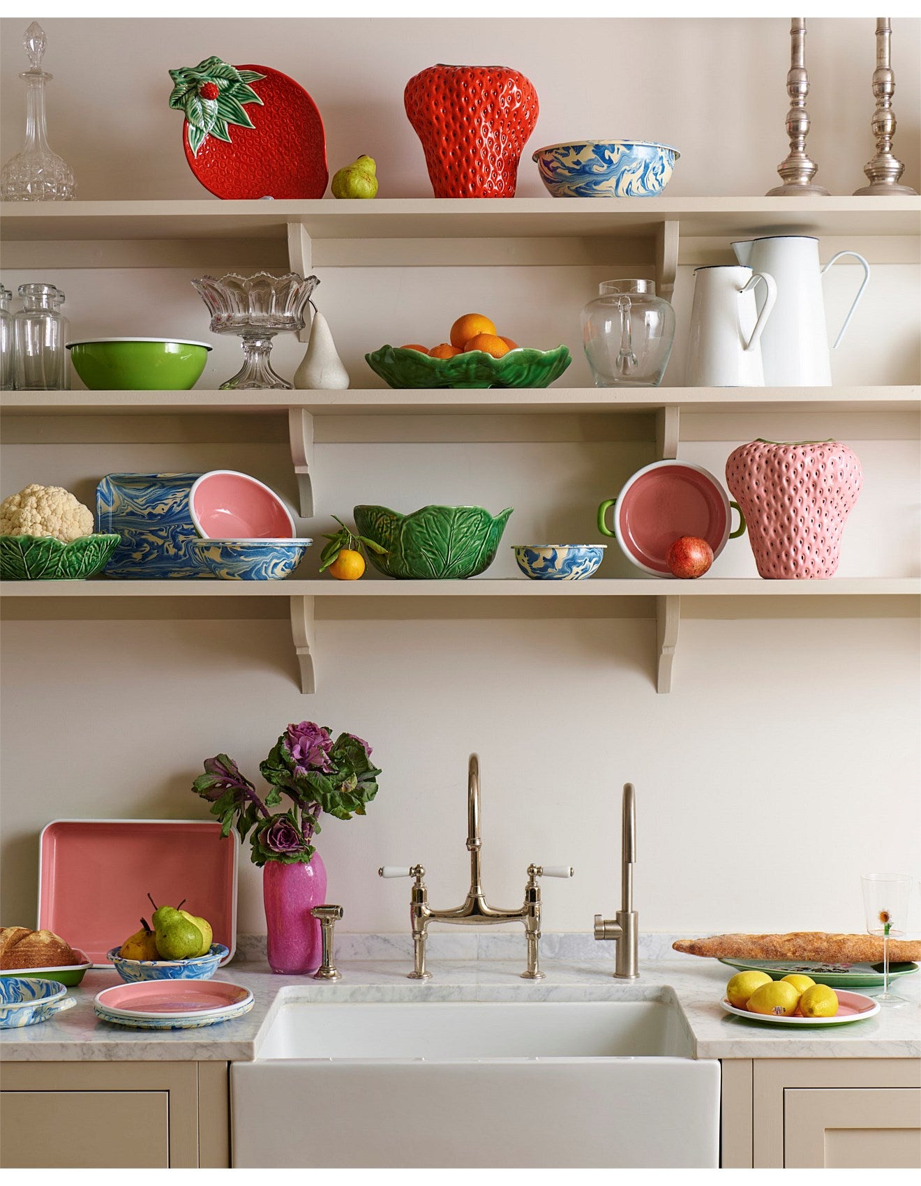 Kip & Co Strawberry Vase | Strawberry