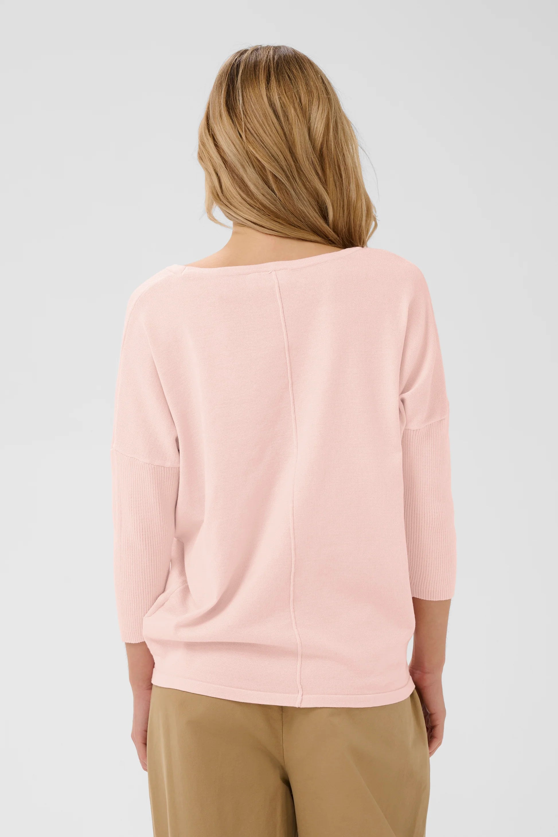 St Tropez Mila Round Neck Pullover | Chalk Pink