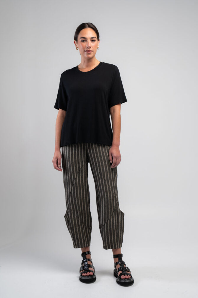 36_OBI_SS2026_LOOKBOOK_15_02_26_DSC02118-scaled-670x1005.jpg