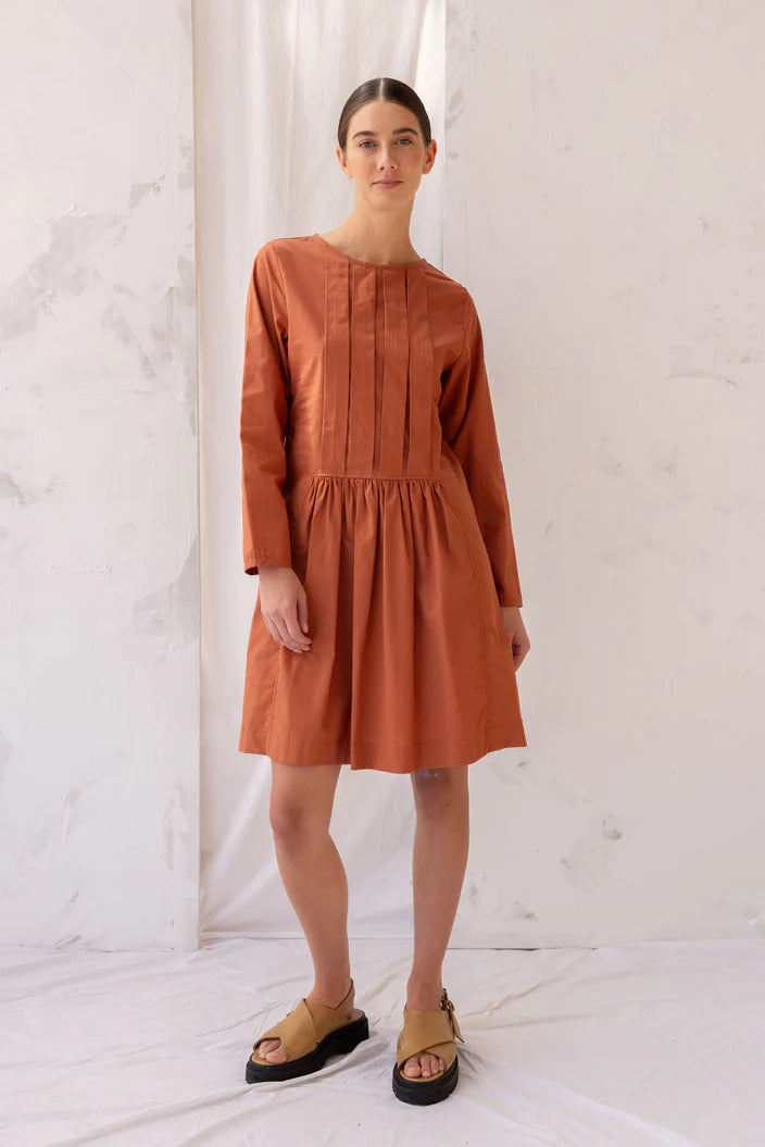 3ReCreate-Lois-Dress-Organic-Cotton-Burnt-Sienna_704x1056_582d6b9b-2b15-439b-a359-48d42465f6e3.webp
