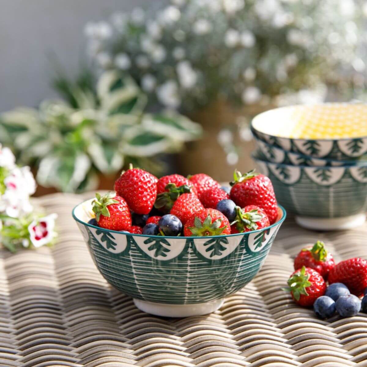 Mikasa Does it All Bowl | 15.7cm Leafy Green