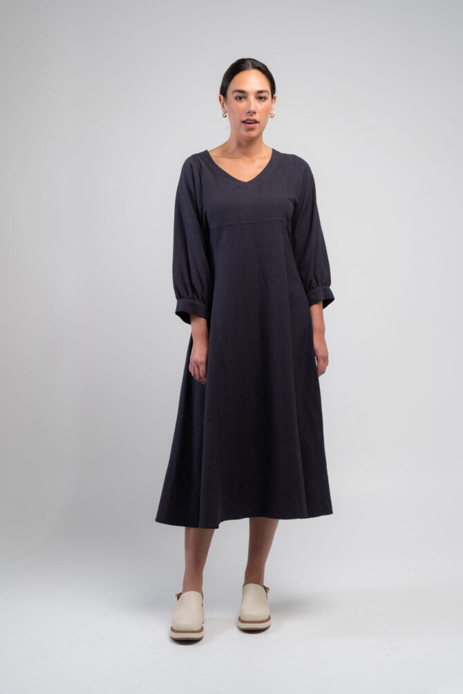 Obi Tussie Mussie Linen Shift Dress | Black