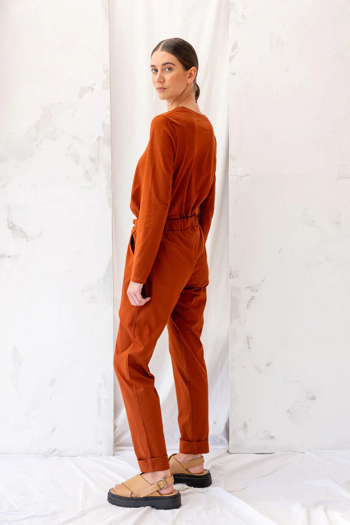 4ReCreate-Cabin-Pant-Organic-Cotton-Chestnut_704x1056_c1757512-bb8d-44cf-8de7-60b8e779bd81.webp