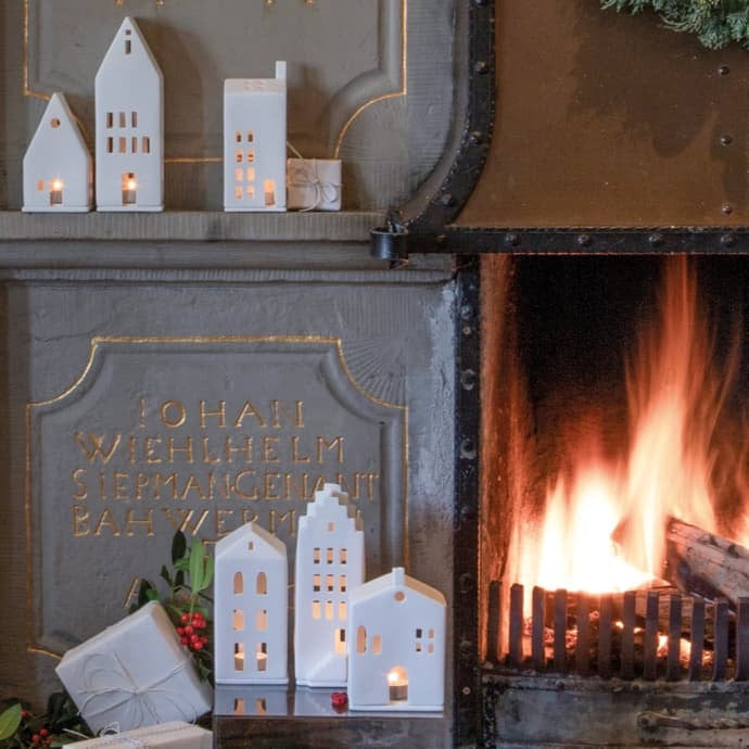 Radar Light House | White