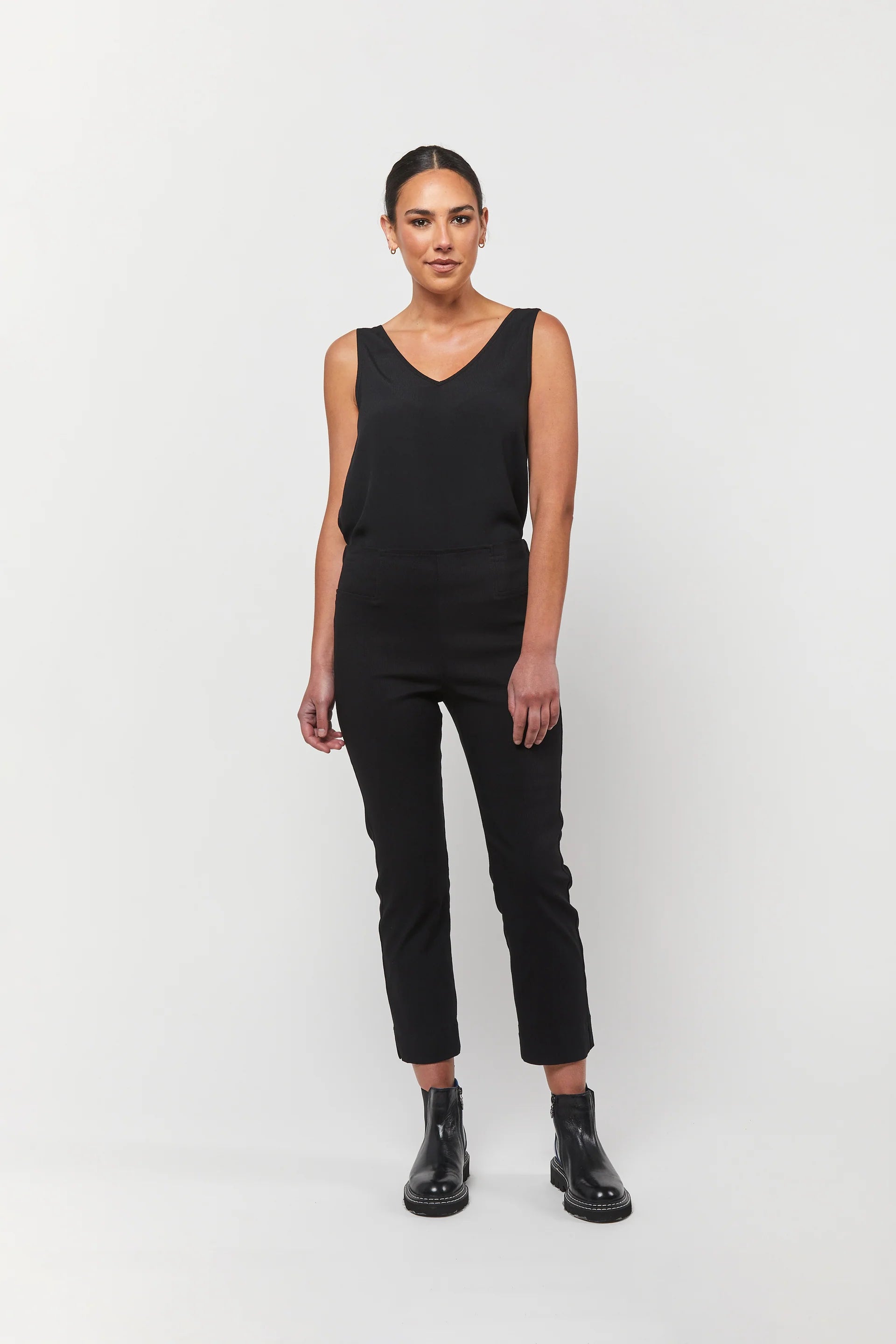 84409DDobbyStraightLegPant2.webp
