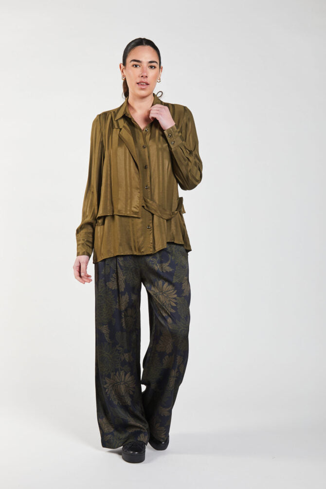 84422-Causeway-Overlay-Shirt-84526A-Autumn-Pleat-Palazzo-2--scaled-670x1005.jpg
