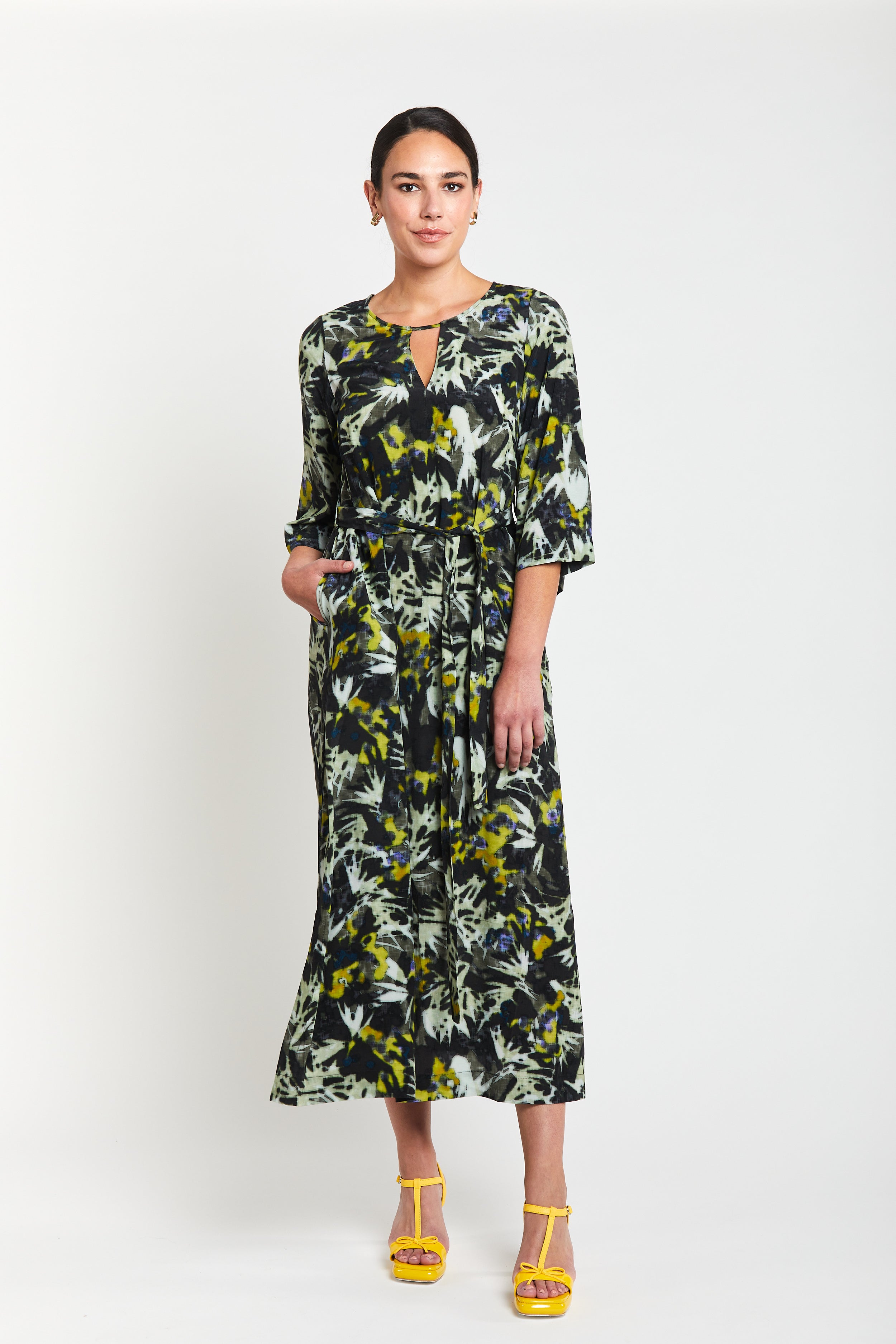 Obi Catastrophe Shift Dress | Multi