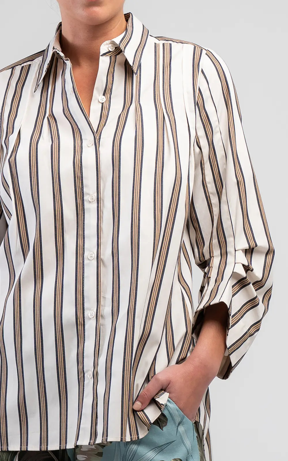 Obi Diva Pleat Shirt | Camel