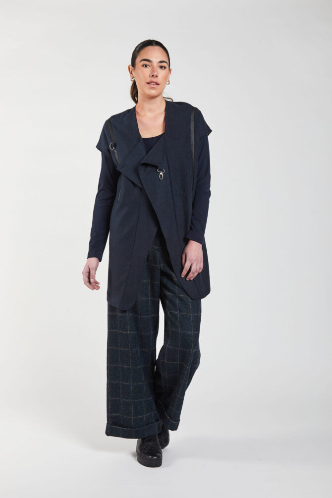 84500-Aqua-Twill-Jerkin-84539-Shamrock-Widelag-Pant-1--scaled-670x1005.jpg