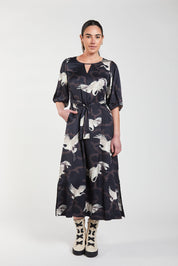 Obi Crane Shift Dress | Black