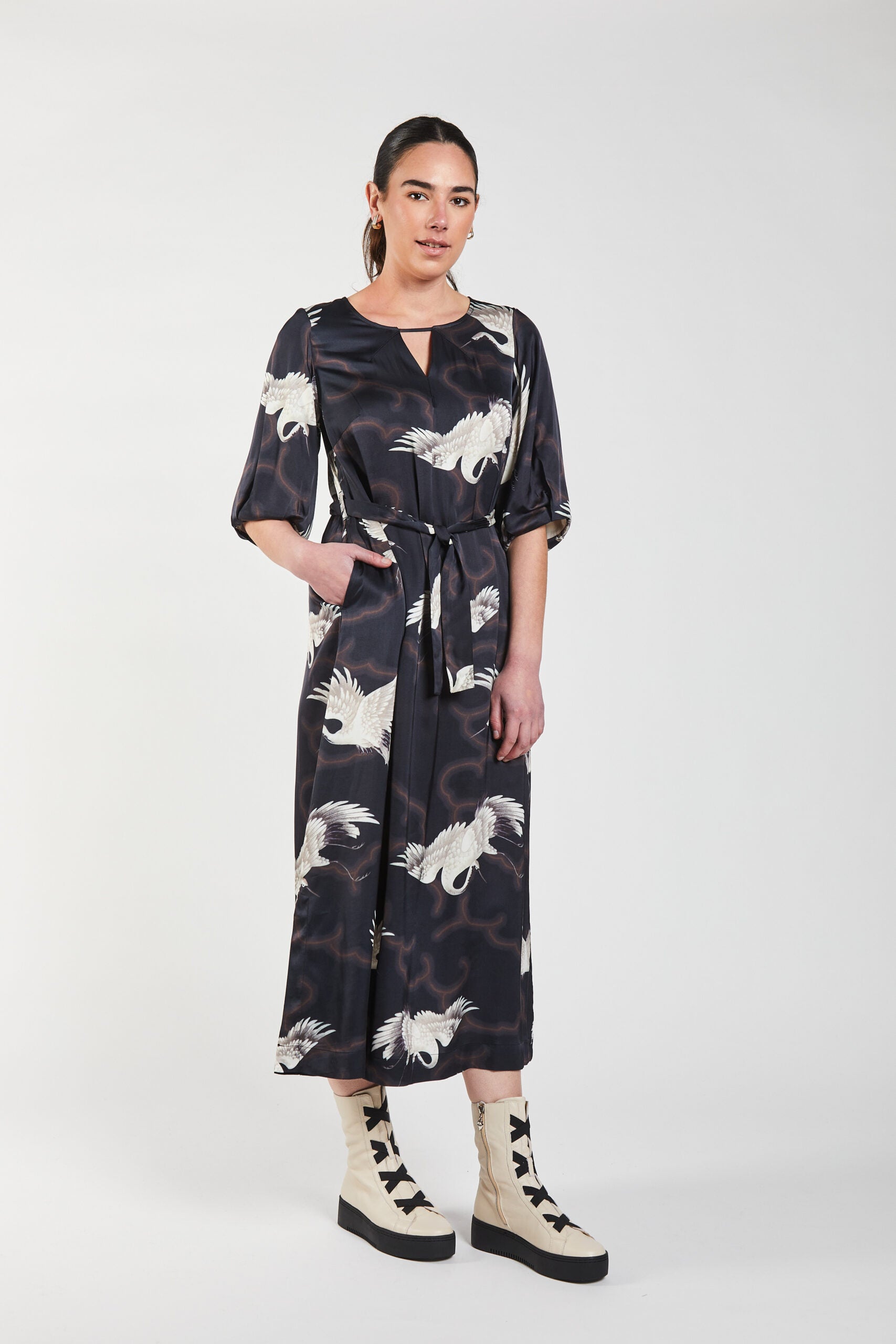 Obi Crane Shift Dress | Black