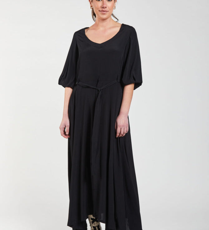 84541S-Silhouette-Maxi-Dress-2--scaled-670x1005.jpg
