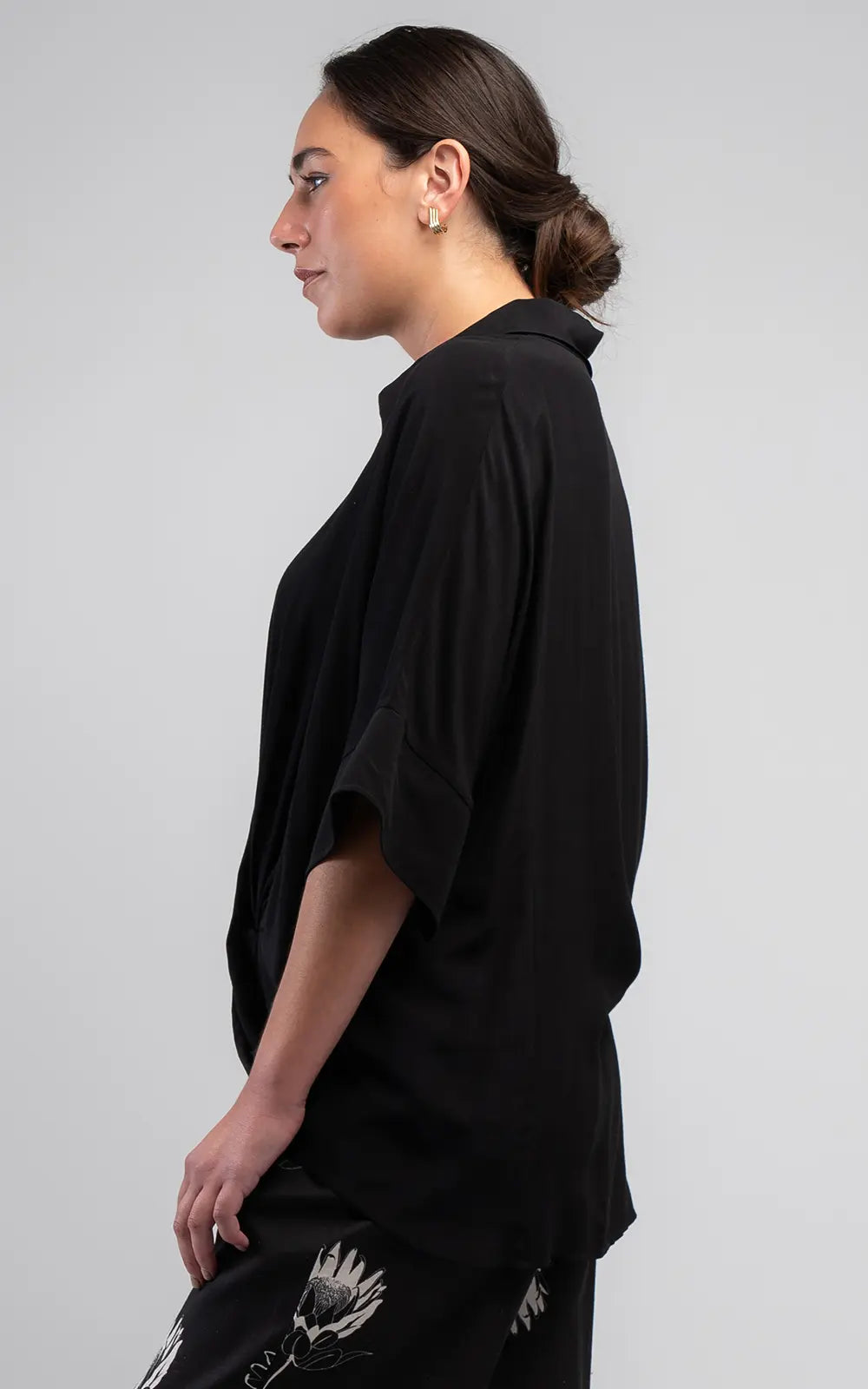 Obi Poppy Crossover Shirt | Black