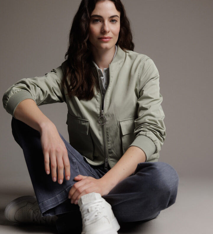 93900-720x960.jpg