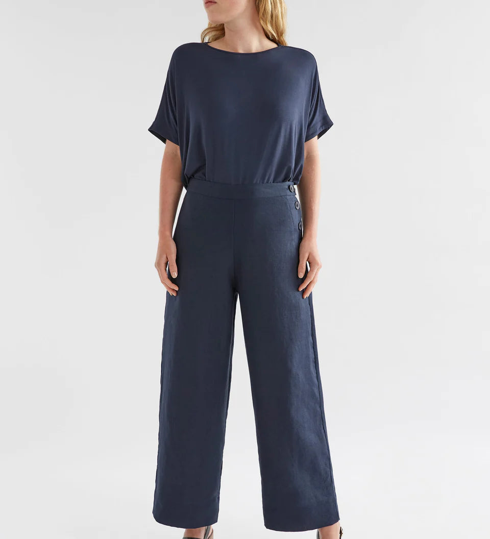 A0589_F-Hersom_Linen-Pant_MOONLIGHT_3.webp