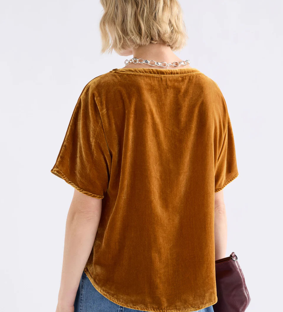 A1549-A-Velvet_Soft_Top_GOLDEN-7.webp