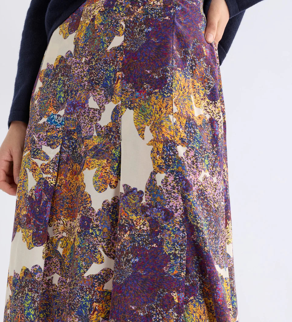 A1737-V-Elsen-Skirt_LANTISPRINT-1860.webp