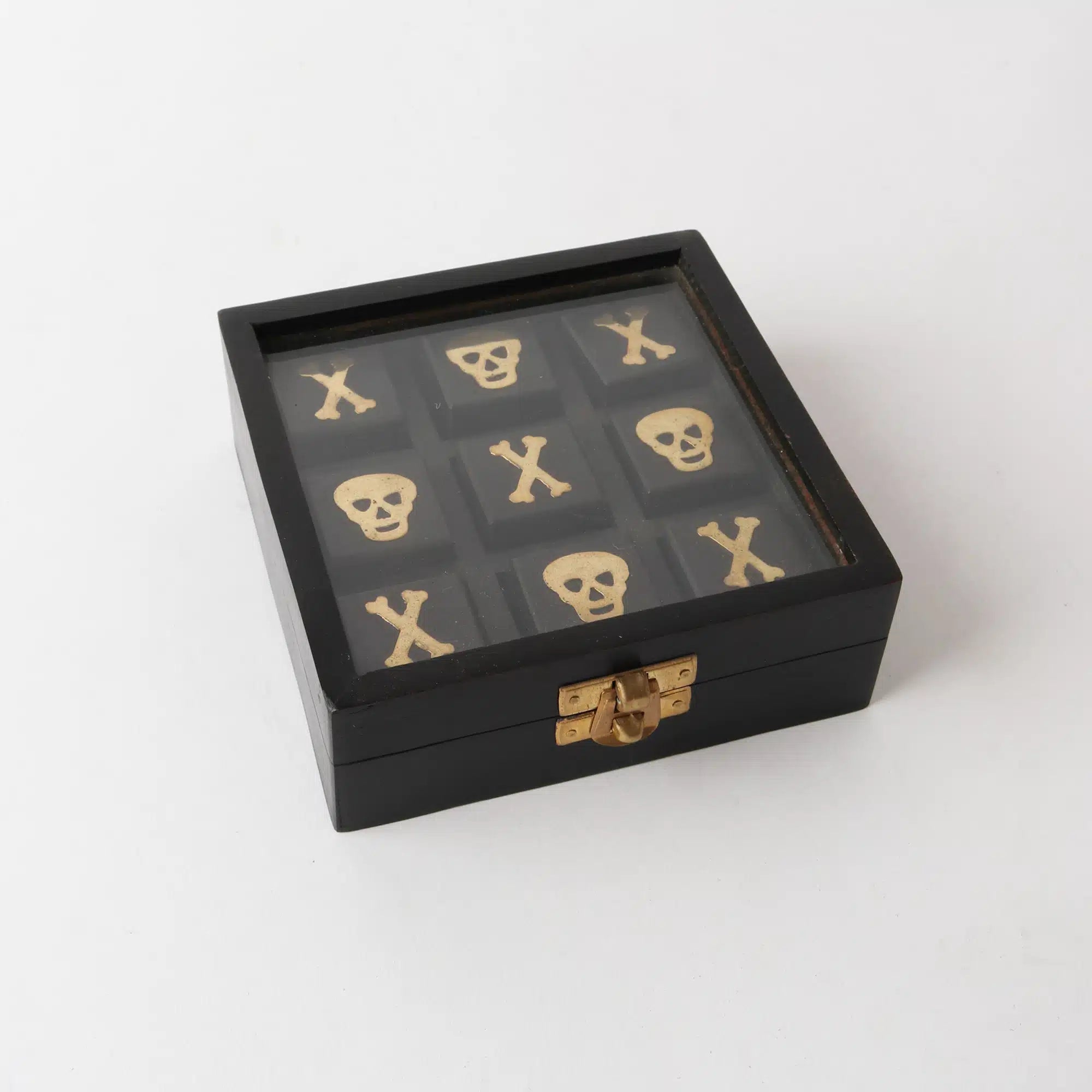 Le Forge Tic Tac Toe | Skulls