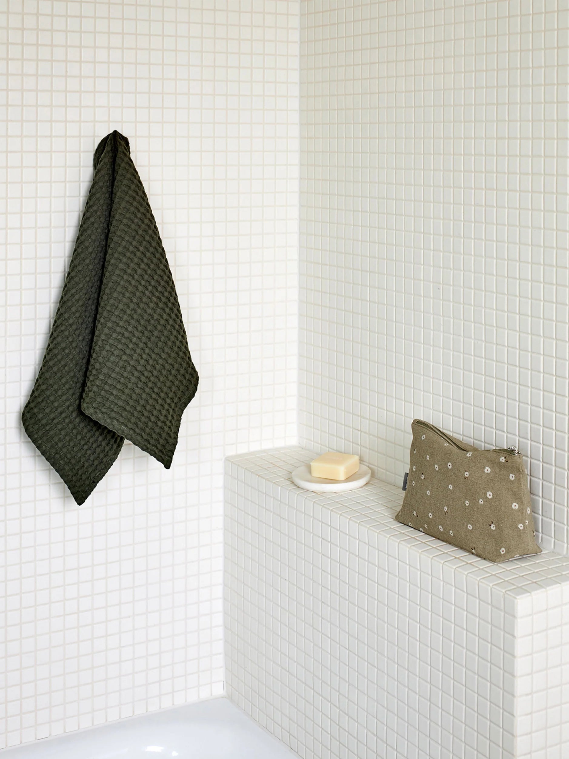Citta Marble Round Soap Dish | Round