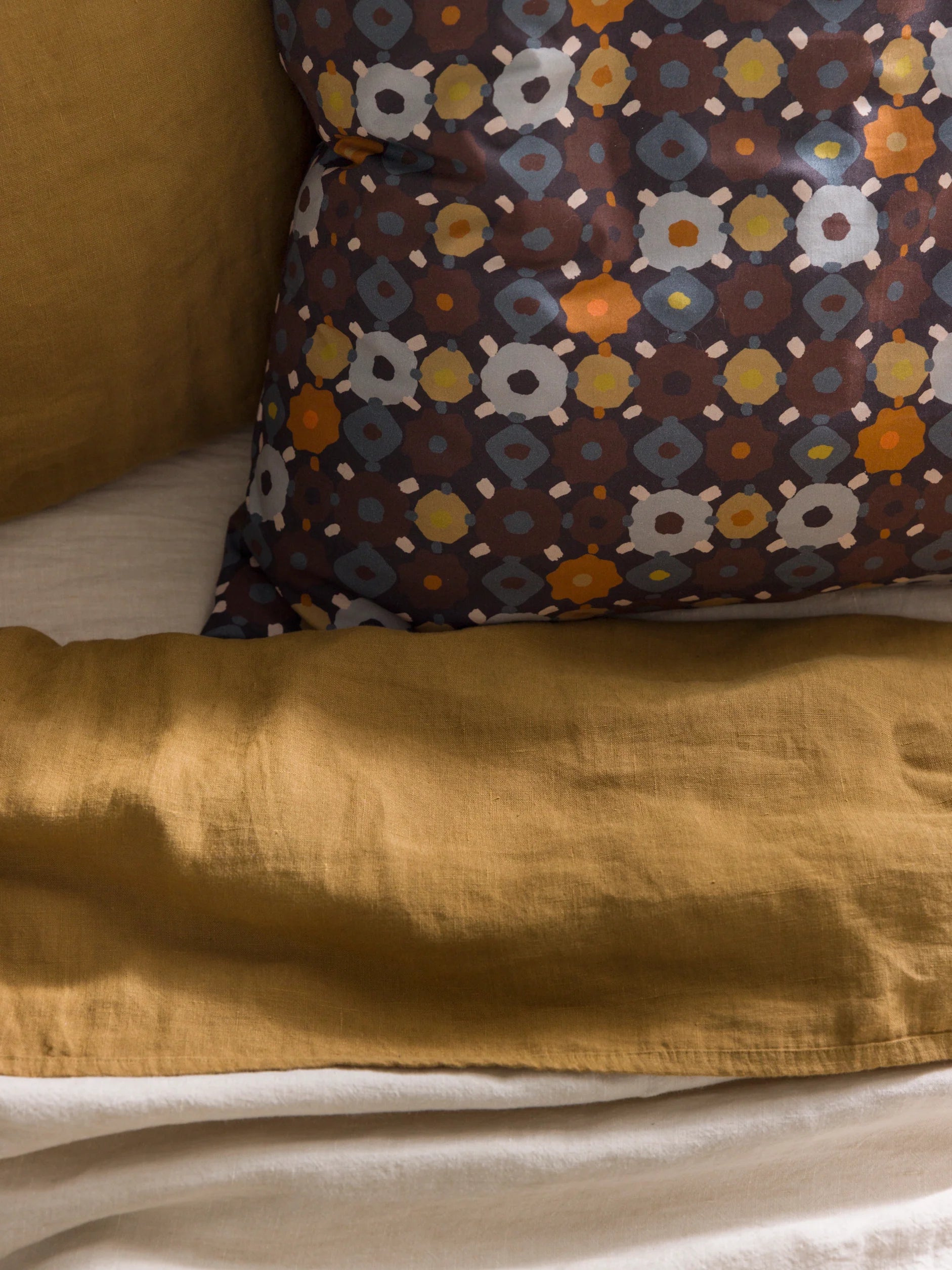 Citta Lisbon Euro Pillowcase | Blue Black Multi