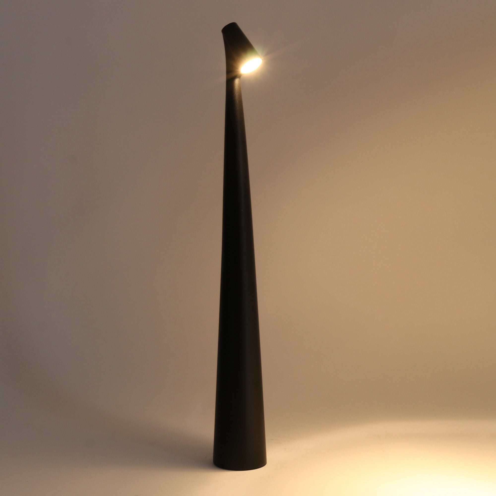 Apex LED Reading Lamp | Black