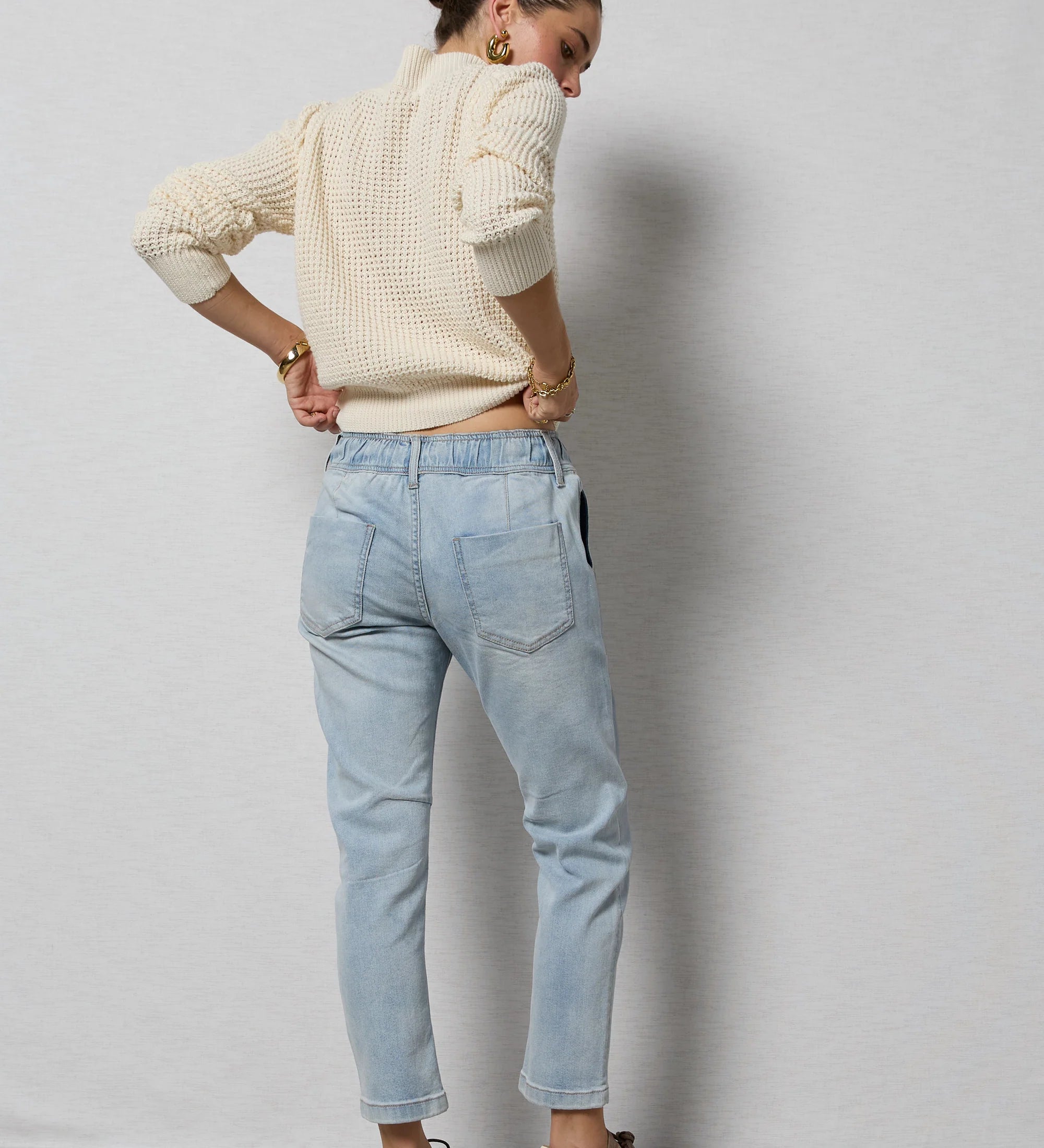 Active2.0CoastalBlueJeans3.webp