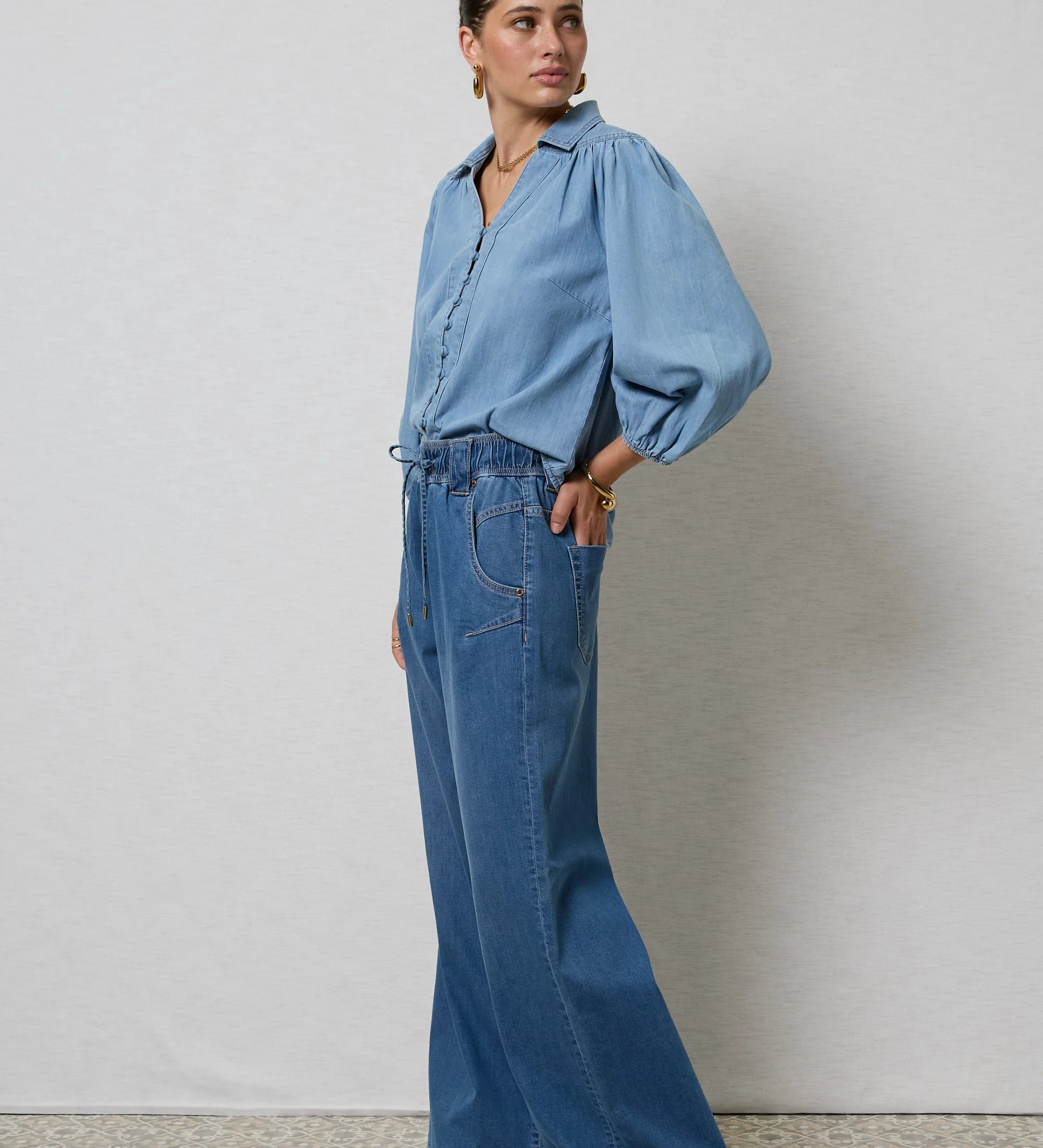 Alora_Rodeo_Blue_Loose_Pants_and_Marlowe_Denim_Shirt_1.webp