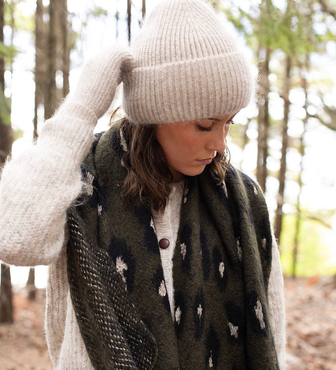 Antler-Winter-26-Campaign-Modelled-91_1024px.jpg