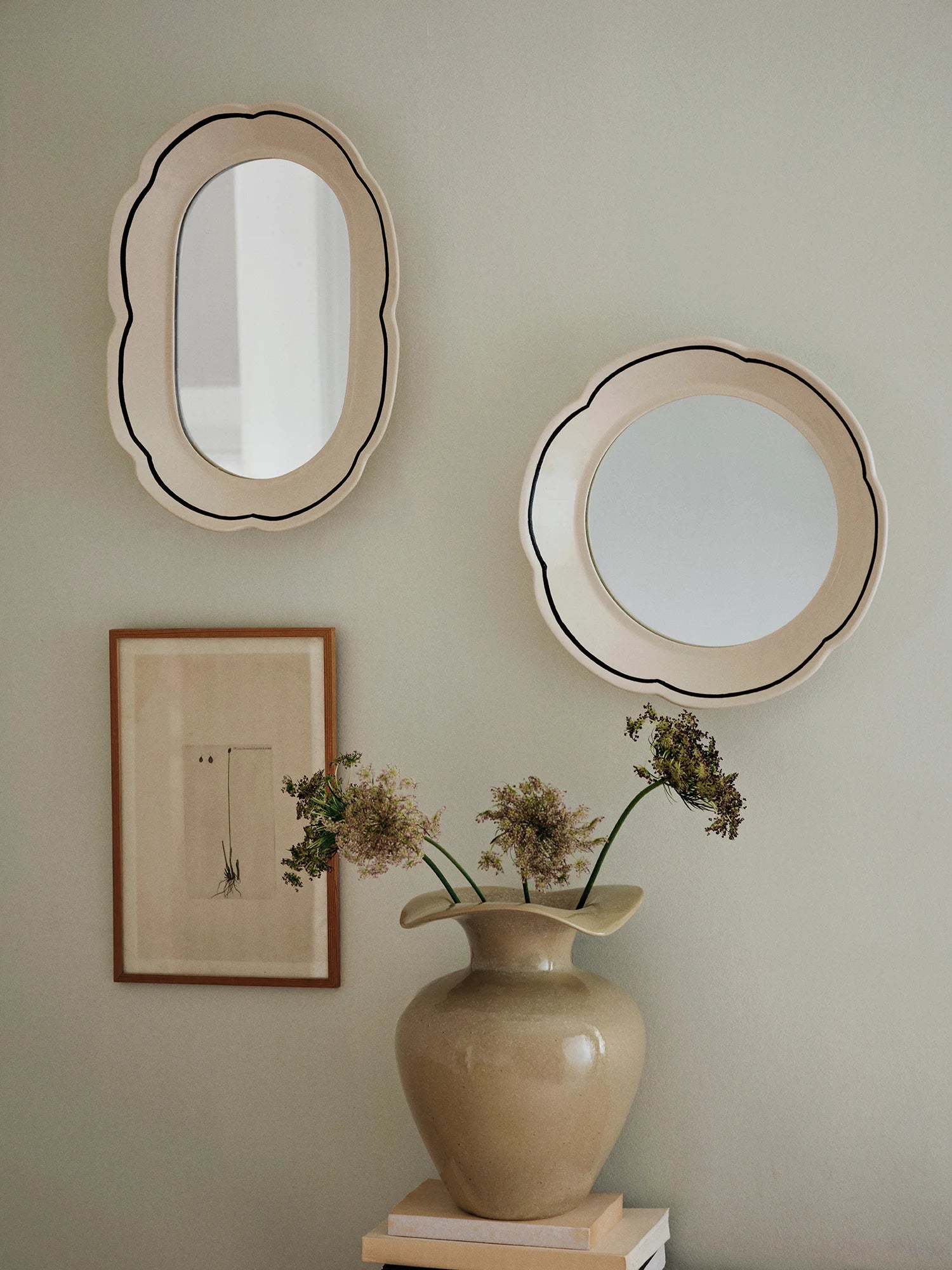Broste Mirror Hilma Round | Off White Black