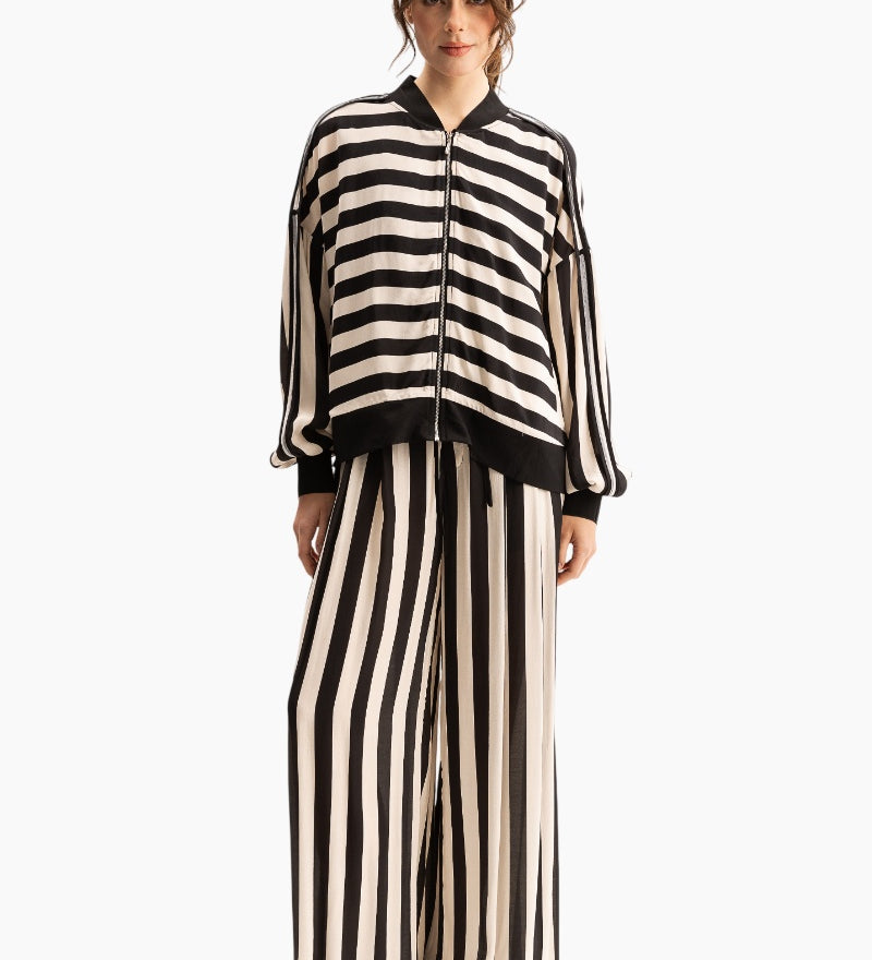 Blacklist-Blacklist-J08-Cora-Bomber-Jacket-Stripe-RR146552-1_6a61d889760f4.jpg