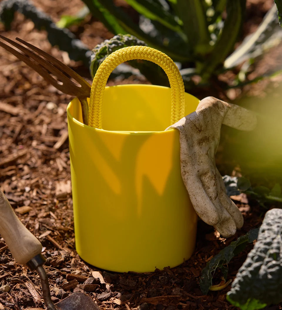 Citta-TetherBucket-KowhaiYellow-3_960x1280_d93ed310-0e66-4dd2-ad35-8867f280aefe.webp