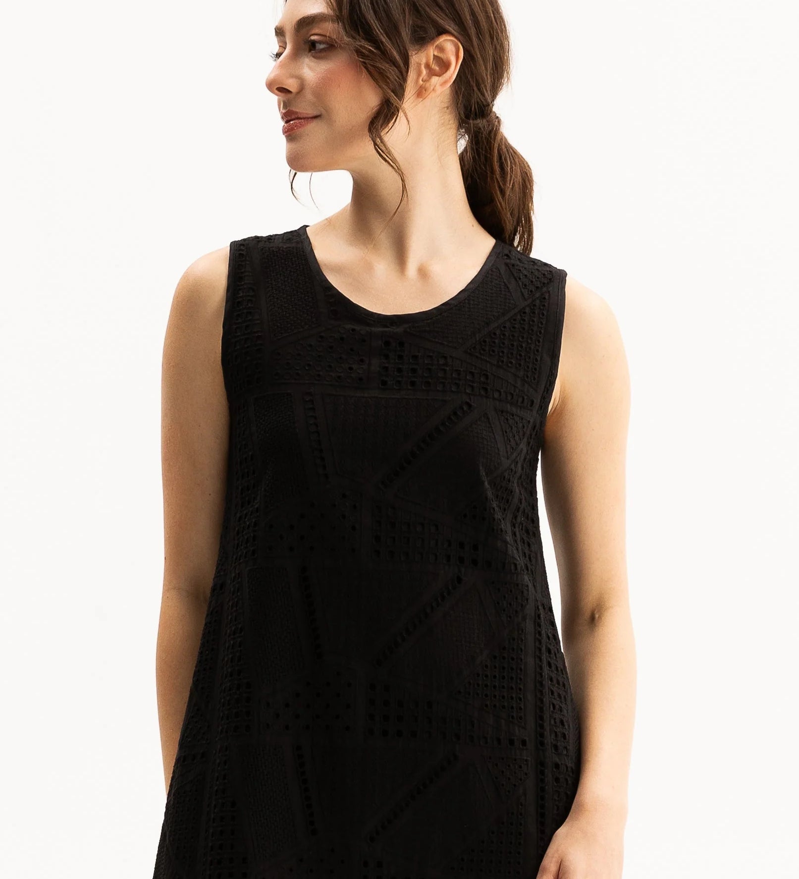 D11CamrynDress-Black-2377.webp