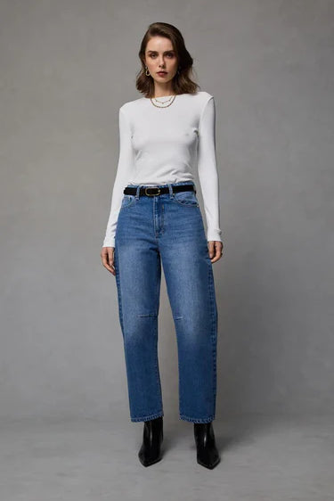 DINA_20CROPPED_20RODEO_20BARREL_20JEANS_201_grande_a68b152e-58da-44c1-9b86-e851c7d95313.webp