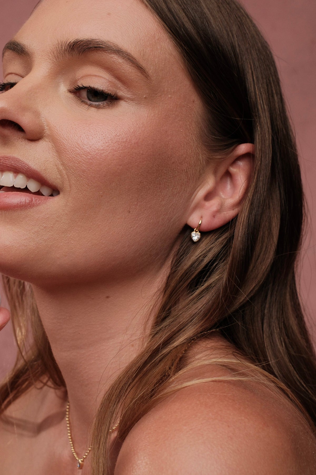 Zafino Amor Huggie Earrings | Gold