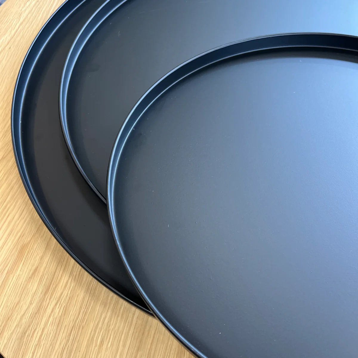 Capulet Bianca Metal Tray Black | Sand | Hunter Green