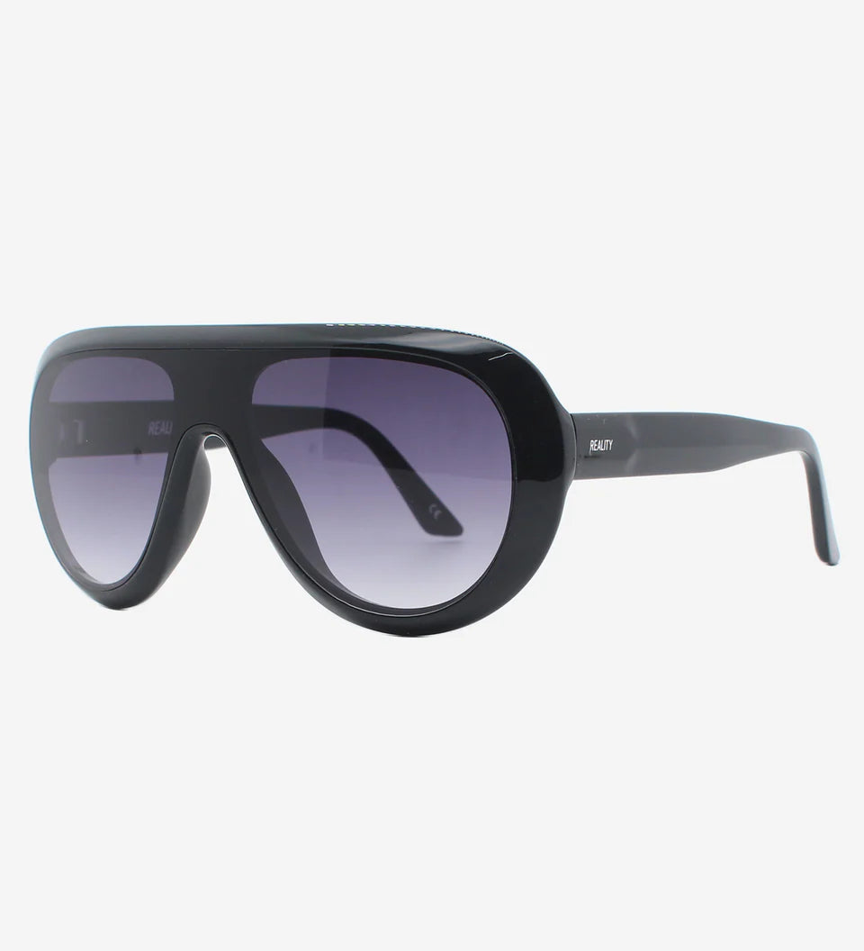 ELROYALEONYX_GB_Side.webp