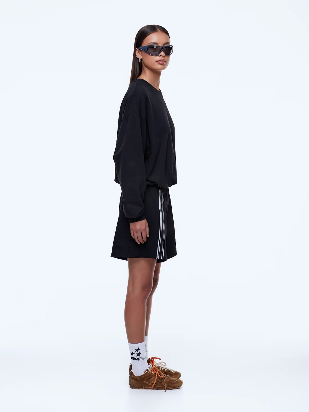 Ena Pelly Georgie Relaxed Long Sleeve Sweater | Black