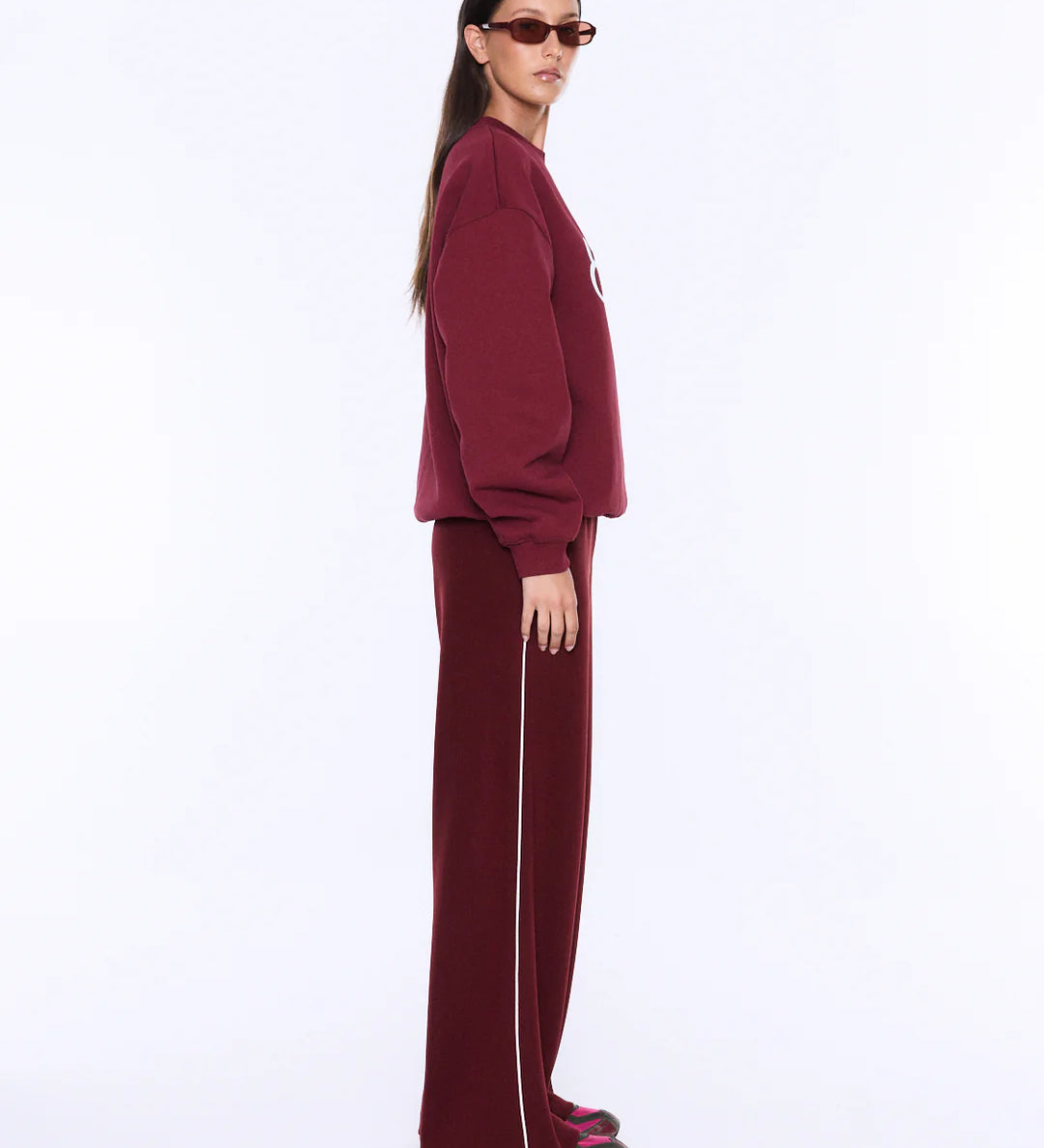 EPQ324100F-939-COR_003.webp