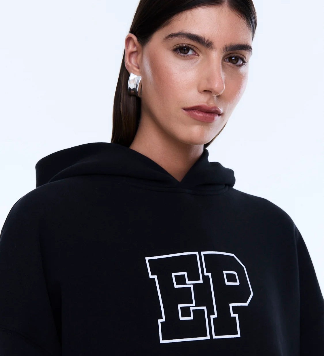 EPQ324113F-945-BLK_2872.webp