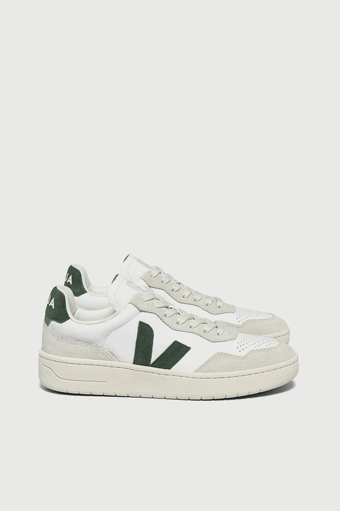 Veja  V-90 Leather Sneaker | Extra White Cyprus