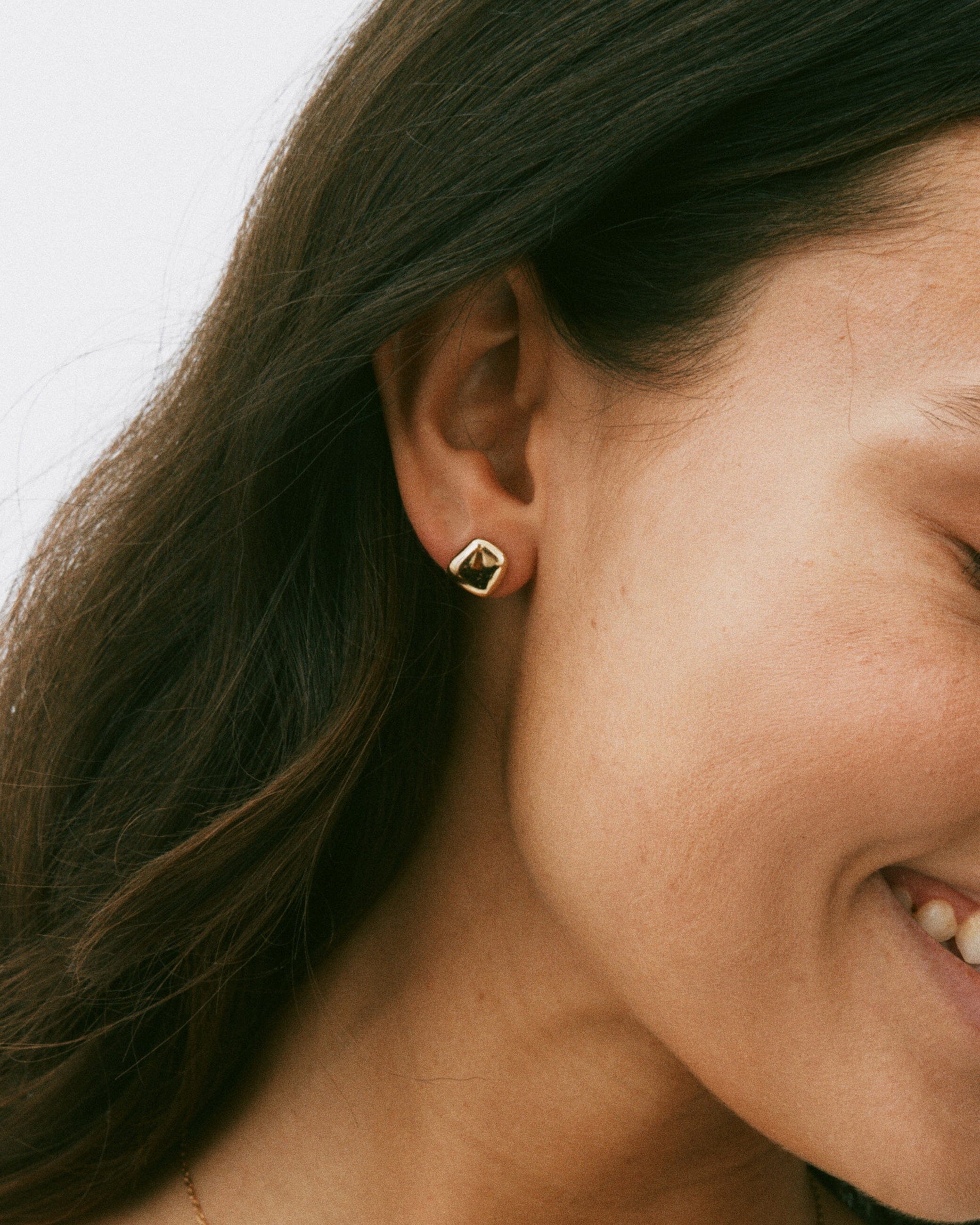 Edblad Mira Studs | Small Gold