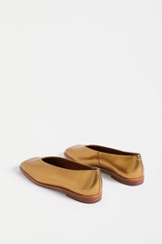 Elk Feldde Flat Shoe | Gold