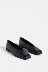 Elk Feldde Flat Shoe | Black