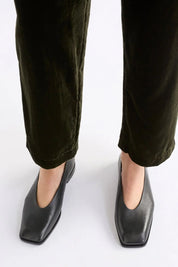 Elk Feldde Flat Shoe | Black